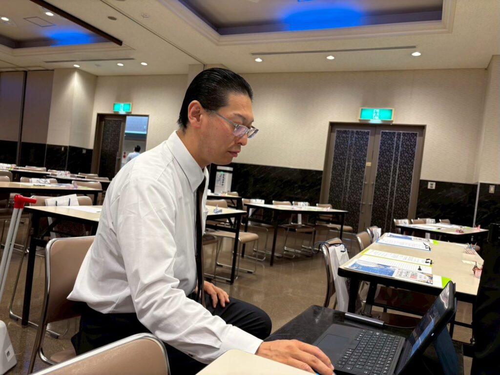 528468796 1291081722808764 3954055176579614060 n 📘【お盆の豆知識】お墓参りに持っていくもの🕯️🌿